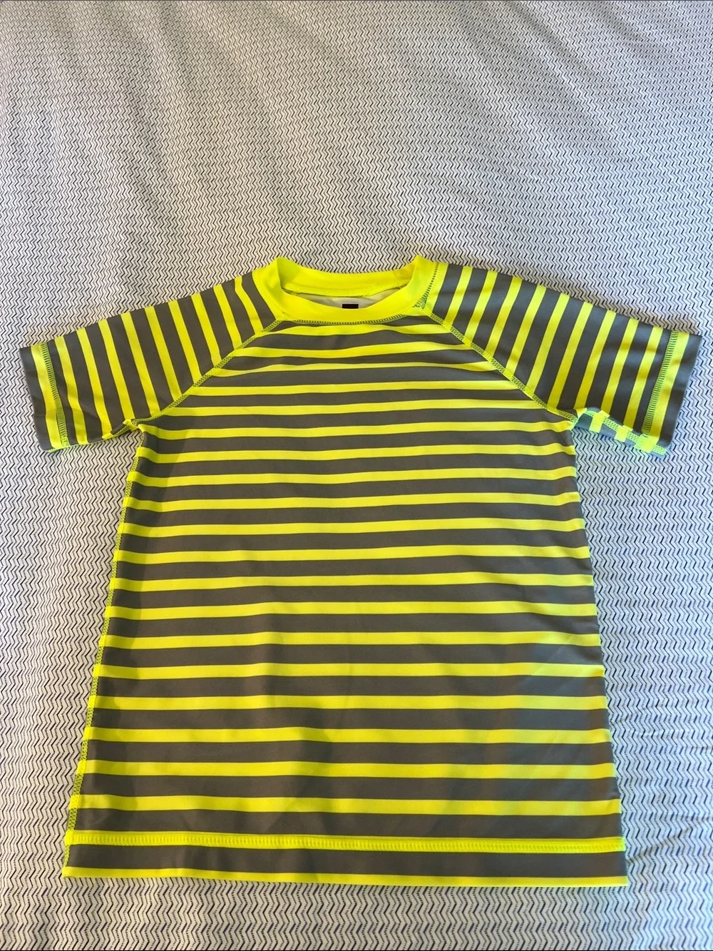 Tea Collection Neon Yellow & Charcoal Striped Kids Rashguard